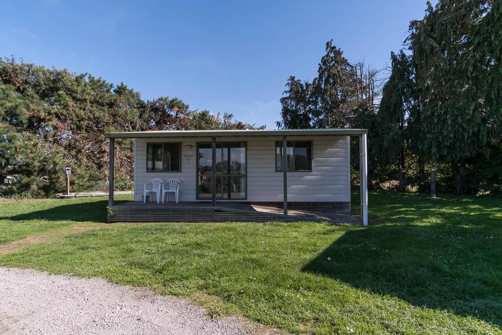 Grumpy'S Kiwi Holiday Park Geraldine Exterior photo